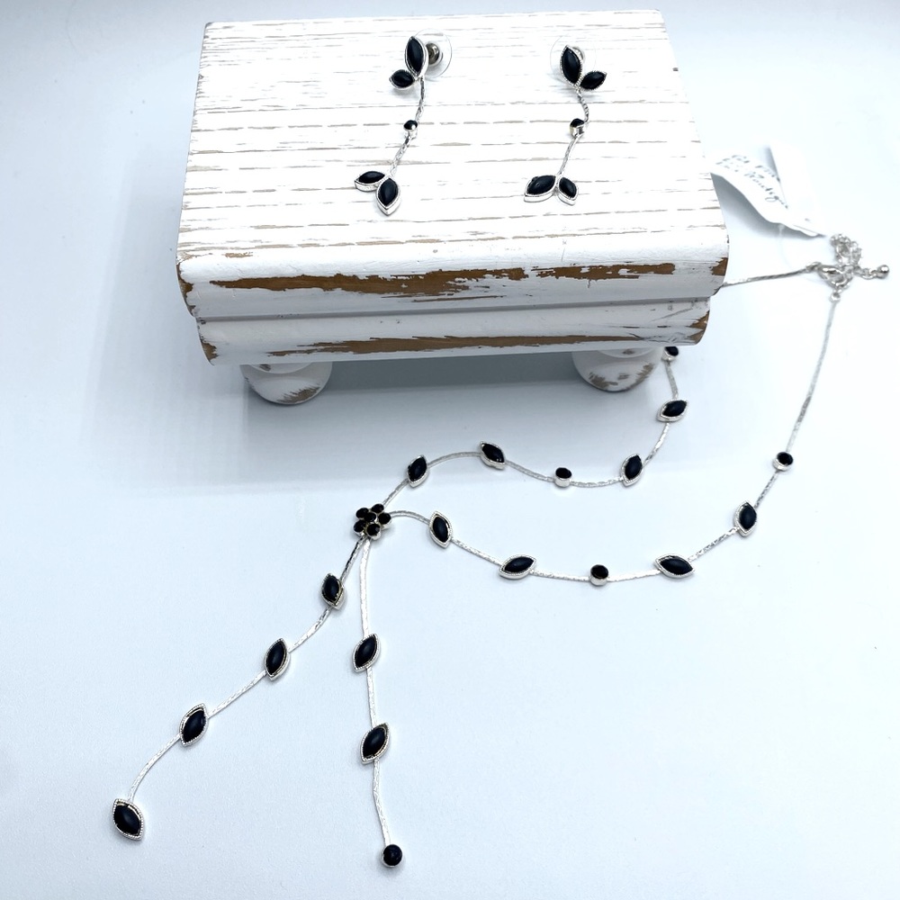 Silver & Black Necklace & Earring Set